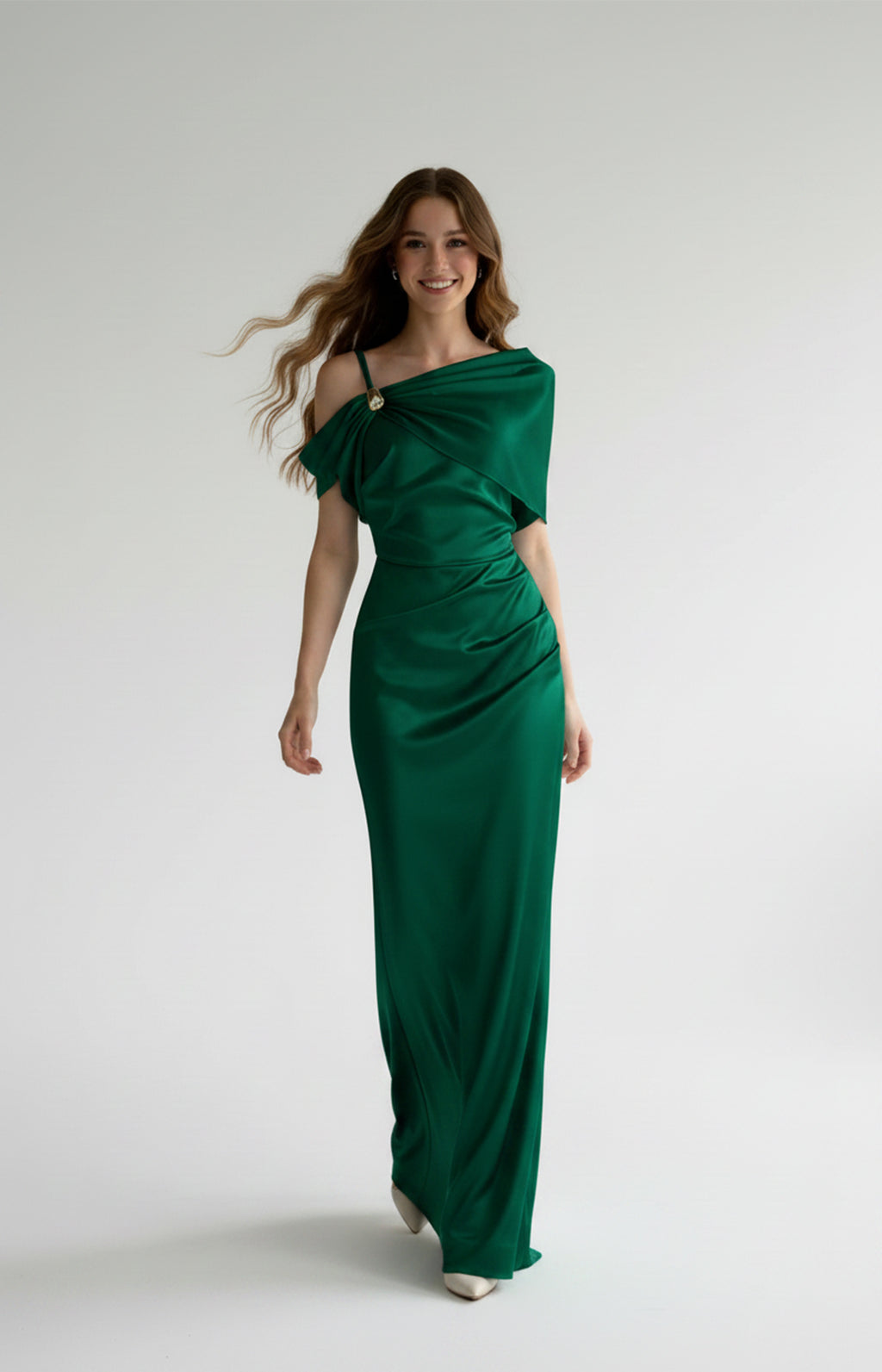 Emerald green satin draped one-shoulder evening gown for formal events