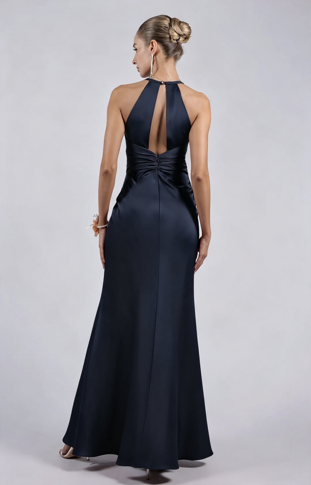 Glamorous Sheath Plunging V-neck Sleeveless Satin Floor-length Twist-front Evening Gown